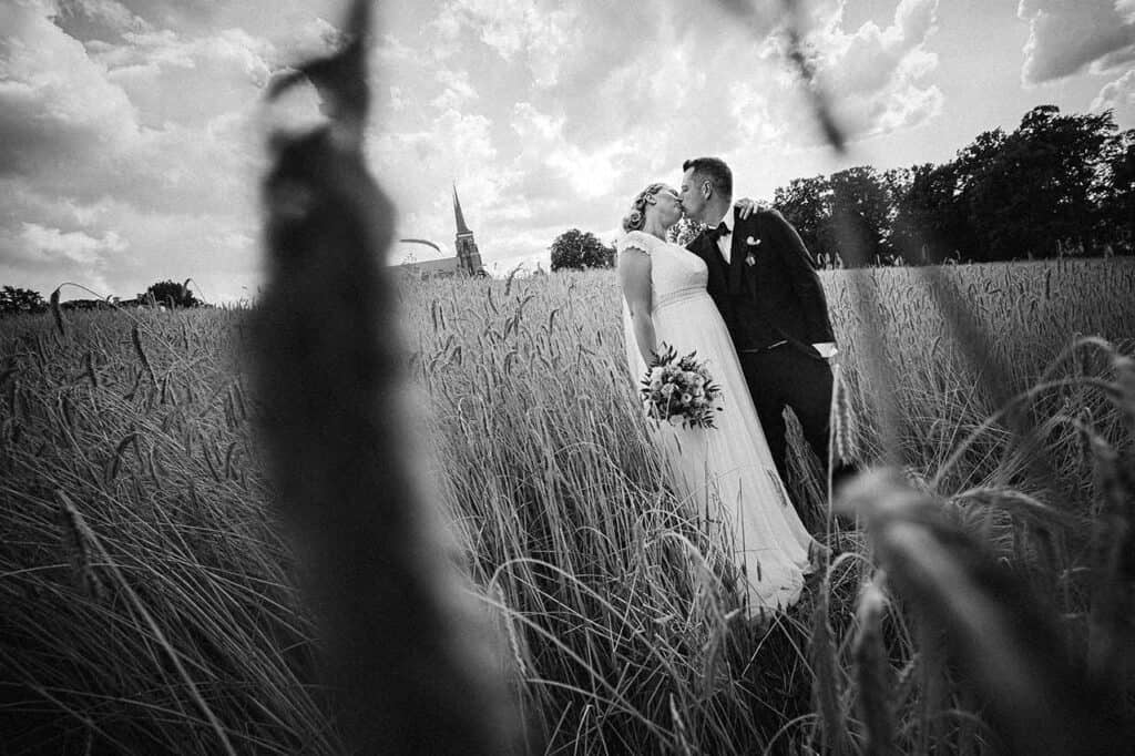 Bryllupsfotograf Sjælland: En Rejse Gennem Kærlighedens Landskab